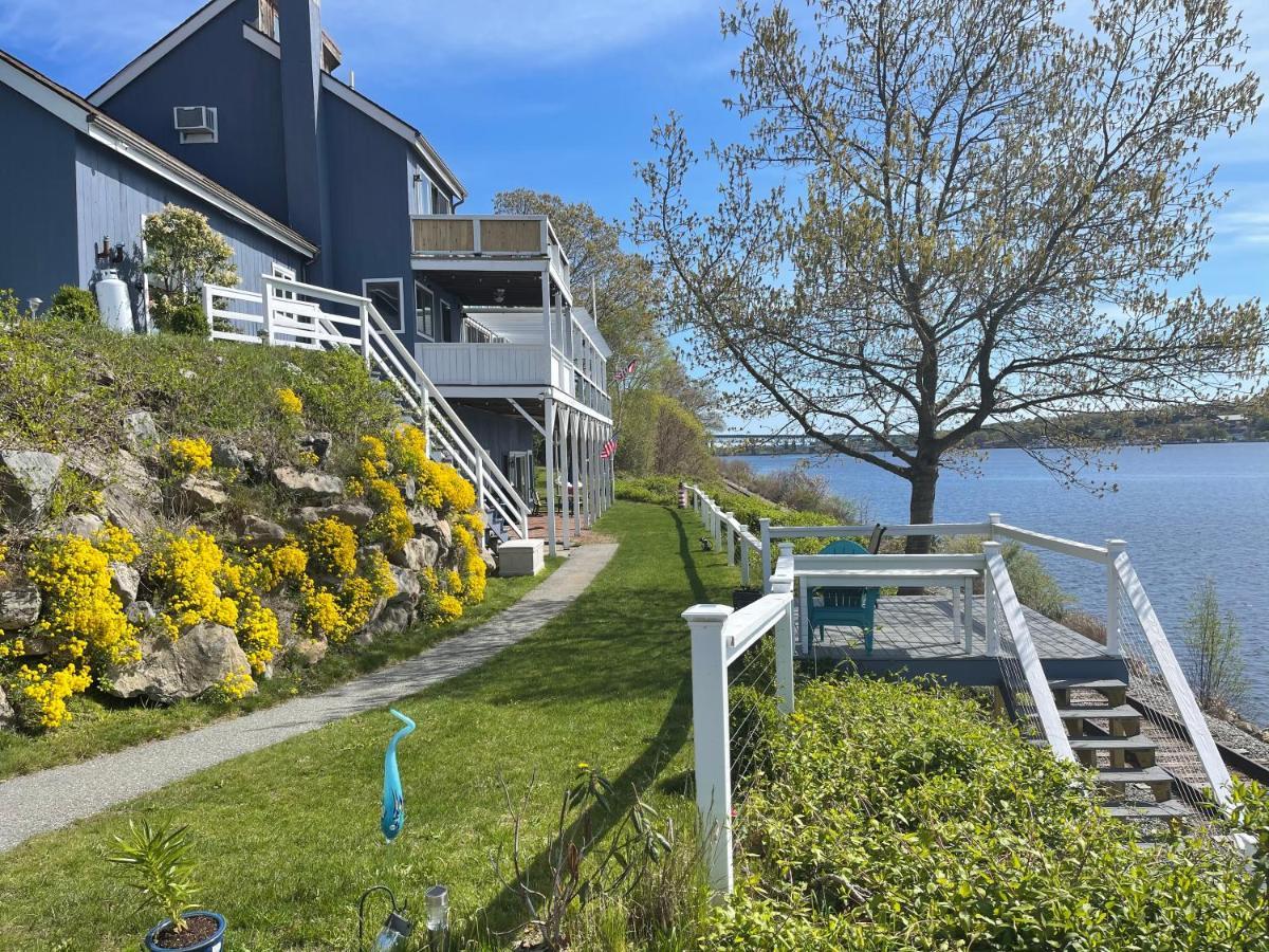 Waterfront Home With A View グロトン エクステリア 写真